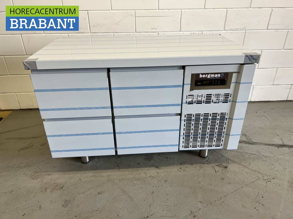 RVS Coreco Premium koelwerkbank 4 laden 1/1 gastronorm 134,5 cm Horeca