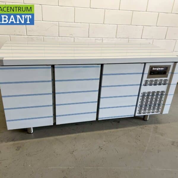 RVS Coreco Premium koelwerkbank 3 deuren 1/1 gastronorm 179,5 cm Horeca