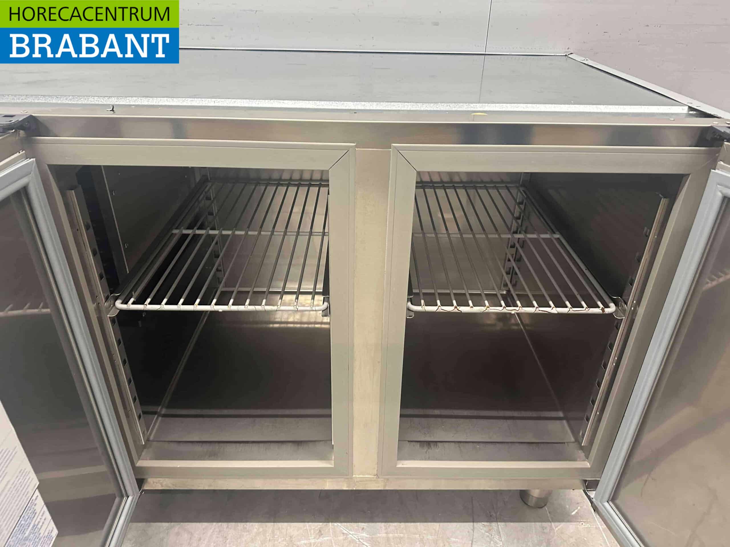 RVS Sagi Koelwerkbank 2 deuren 140 cm 230V Horeca - Afbeelding 4